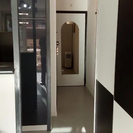 דירה Saint Clair - Elena *