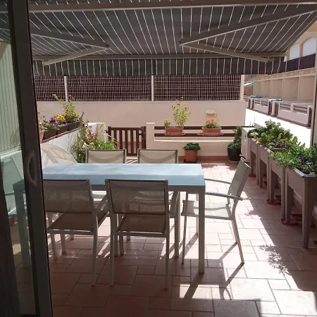 Saint Clair - Elena אגדה